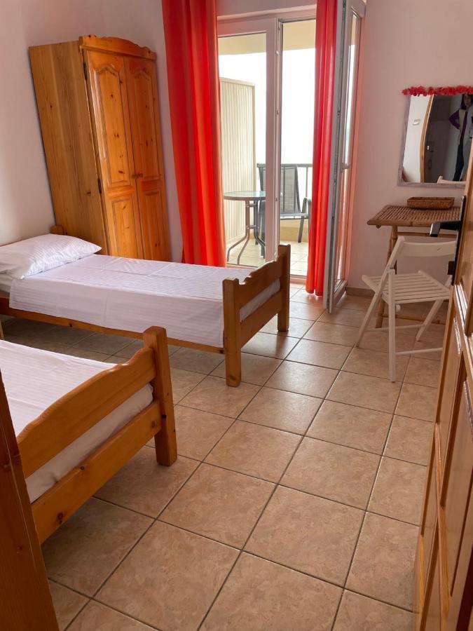 Djulija Appartement *